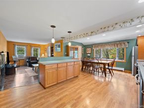 23 Oakland Avenue, Rocky Point NY 11778