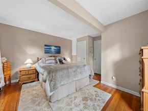23 Oakland Avenue, Rocky Point NY 11778