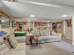 225 Park Avenue, Williston Park NY 11596