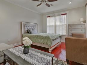 19319 109th Road, Hollis NY 11412