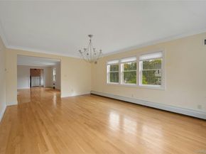 95 Clarence Road, Scarsdale NY 10583