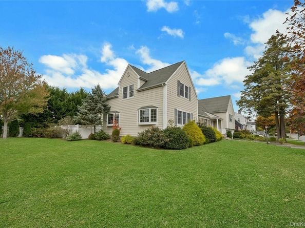 95 Clarence Road, Scarsdale NY 10583