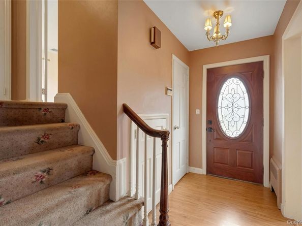 95 Clarence Road, Scarsdale NY 10583