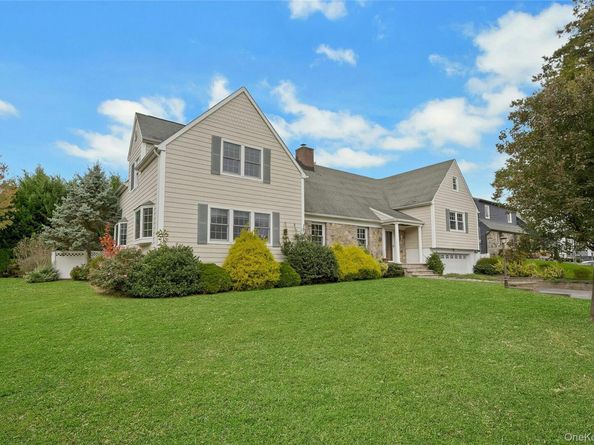 95 Clarence Road, Scarsdale NY 10583