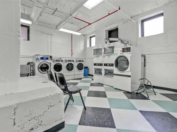 76-66 Austin Street 6F, Forest Hills NY 11375