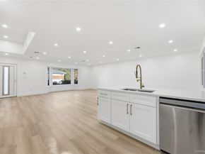 5 Orient Court, Westbury NY 11590