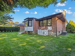 5 Orient Court, Westbury NY 11590
