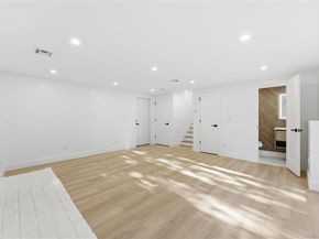 5 Orient Court, Westbury NY 11590