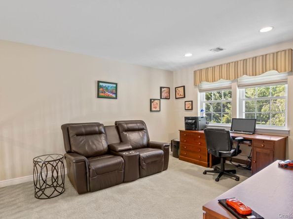 89 Hamlet Drive, Commack NY 11725