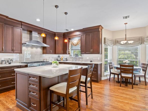 89 Hamlet Drive, Commack NY 11725