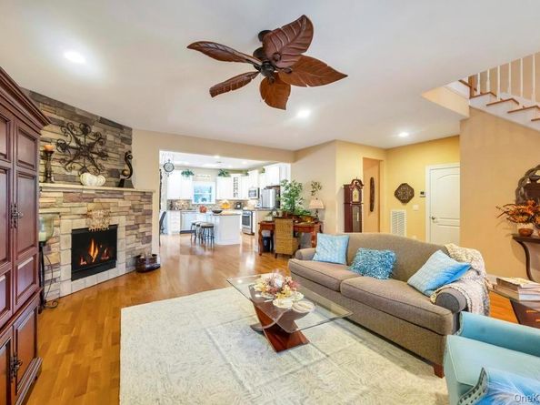 4 Haverton Court, Riverhead NY 11901