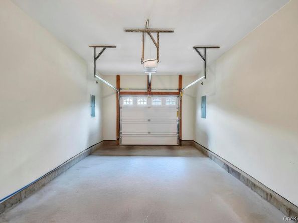 4 Haverton Court, Riverhead NY 11901