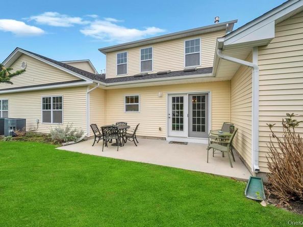 4 Haverton Court, Riverhead NY 11901