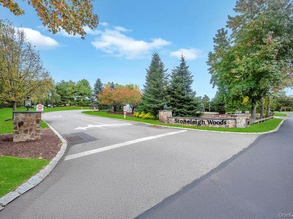 4 Haverton Court, Riverhead NY 11901