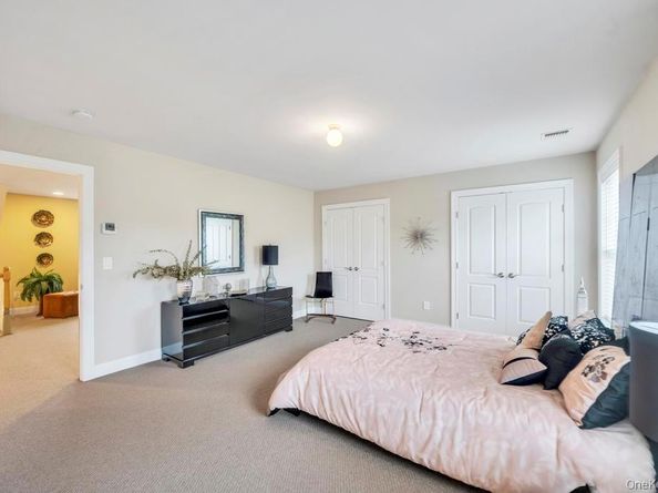 4 Haverton Court, Riverhead NY 11901