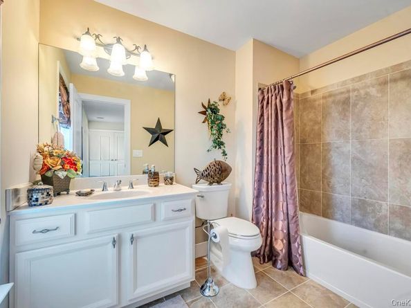 4 Haverton Court, Riverhead NY 11901