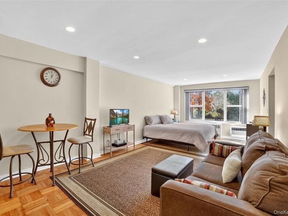 10 Old Mamaroneck Road 4K, White Plains NY 10605