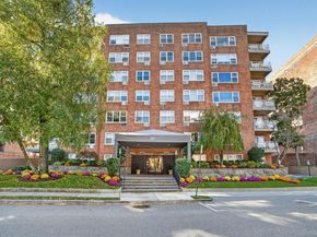 10 Old Mamaroneck Road 4K, White Plains NY 10605