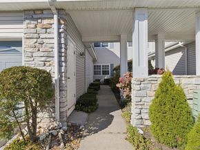 546 Highland Court, Moriches NY 11955