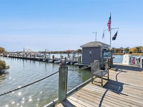 546 Highland Court, Moriches NY 11955