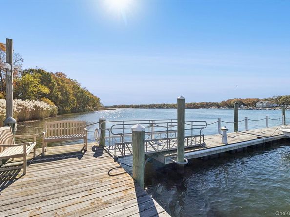 546 Highland Court, Moriches NY 11955