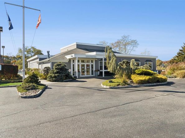 546 Highland Court, Moriches NY 11955