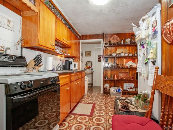 211 Broadway, Verplanck NY 10596