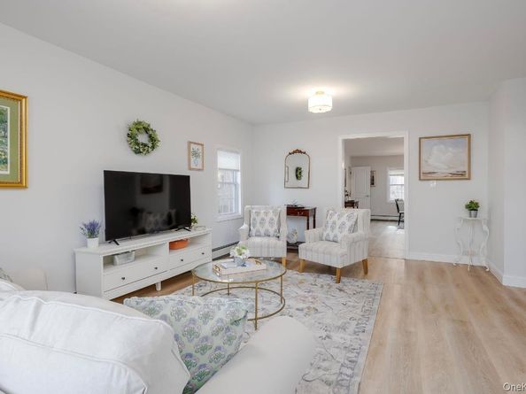 50 Peconic Street, Selden NY 11784