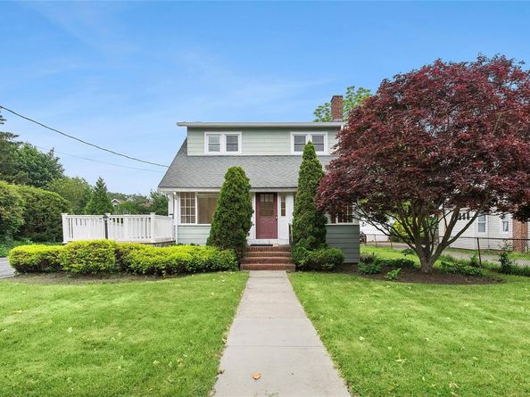1018 Roanoke Avenue, Riverhead NY 11901