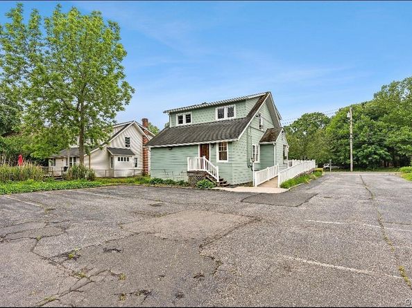 1018 Roanoke Avenue, Riverhead NY 11901