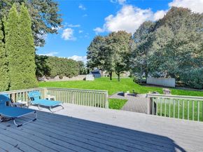 230 Baywood Drive, Baiting Hollow NY 11933