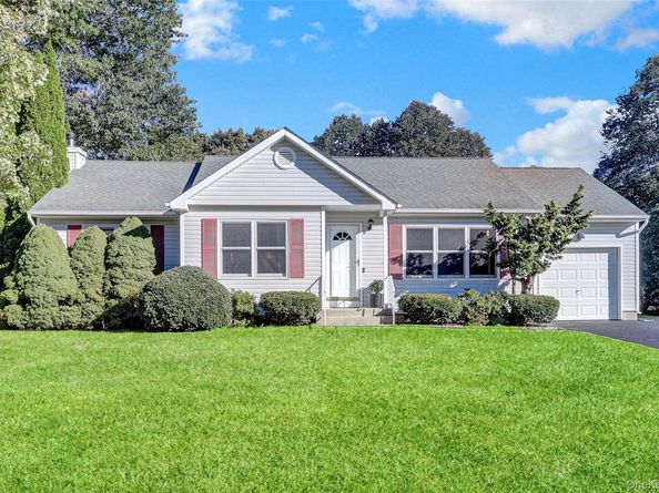 230 Baywood Drive, Baiting Hollow NY 11933