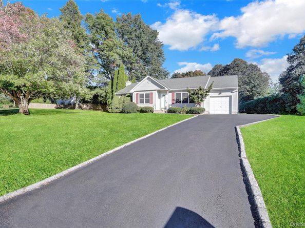 230 Baywood Drive, Baiting Hollow NY 11933