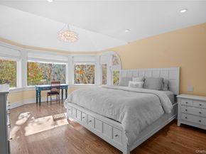 98 Spring Pond Lane, Southampton NY 11968