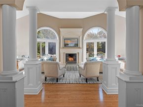 98 Spring Pond Lane, Southampton NY 11968