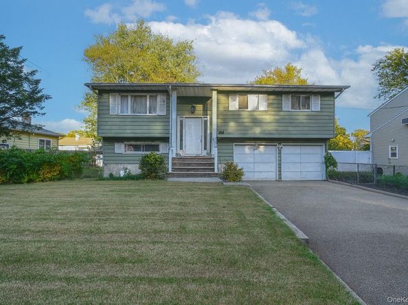1325 Saint Louis Avenue, Bay Shore NY 11706