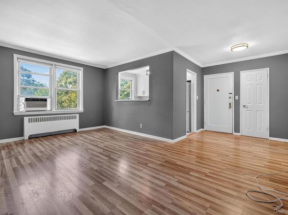 260 Church Street 4B4, White Plains NY 10603