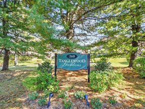 260 Church Street 4B4, White Plains NY 10603