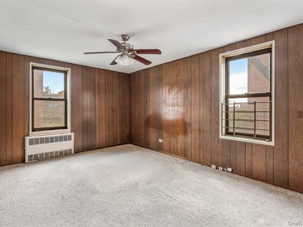 33-26 92 Street 5W, Jackson Heights NY 11372