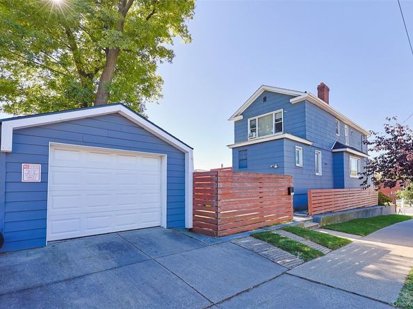 9-01 127 Street, College Point NY 11356