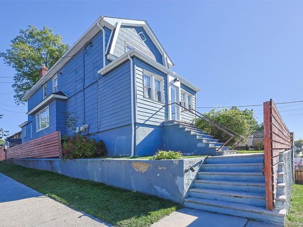 9-01 127 Street, College Point NY 11356