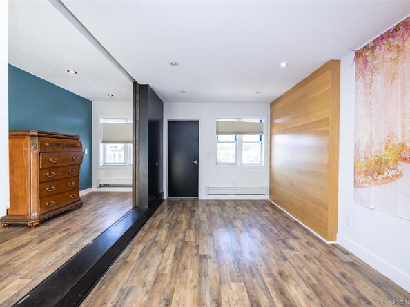 9-01 127 Street, College Point NY 11356