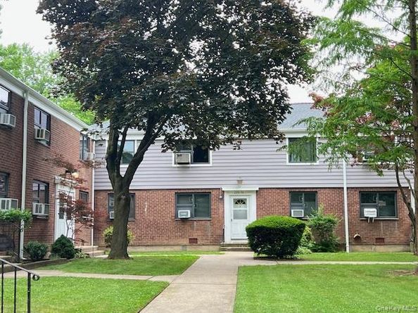 220-34 67 Avenue 2Levels, Bayside NY 11364