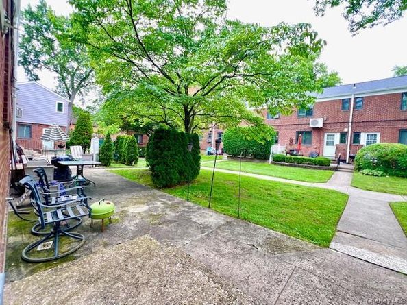 220-34 67 Avenue 2Levels, Bayside NY 11364