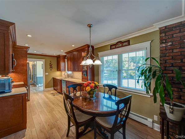 3 Walnut Road, Rocky Point NY 11778