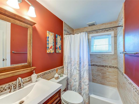 3 Walnut Road, Rocky Point NY 11778