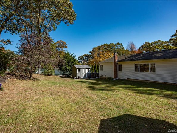 3 Walnut Road, Rocky Point NY 11778