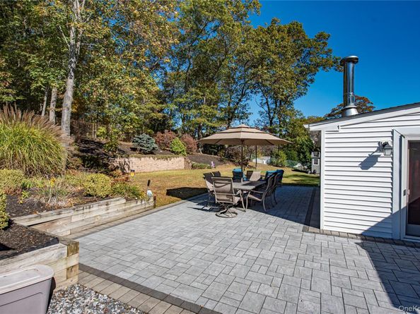 3 Walnut Road, Rocky Point NY 11778