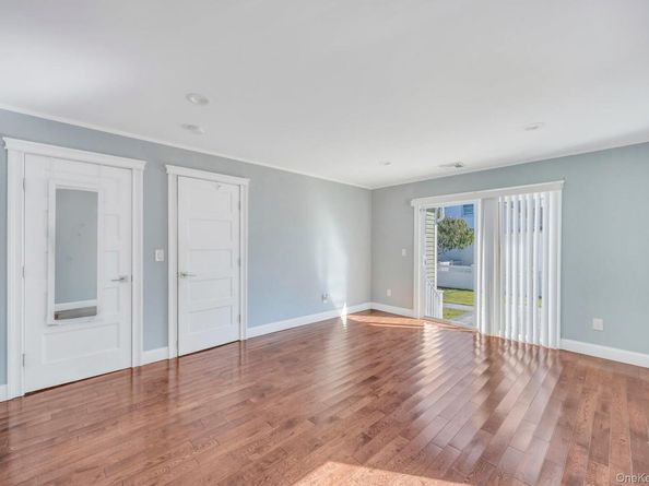 145 Centre Avenue, Lindenhurst NY 11757