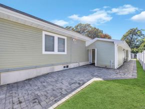 145 Centre Avenue, Lindenhurst NY 11757